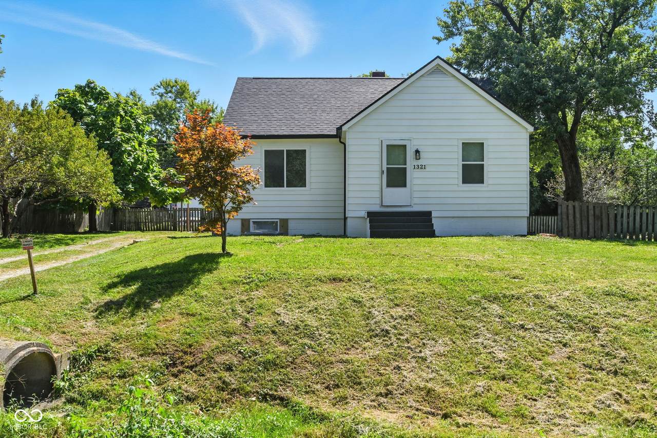 1321 Edgecombe Avenue - Photo 1