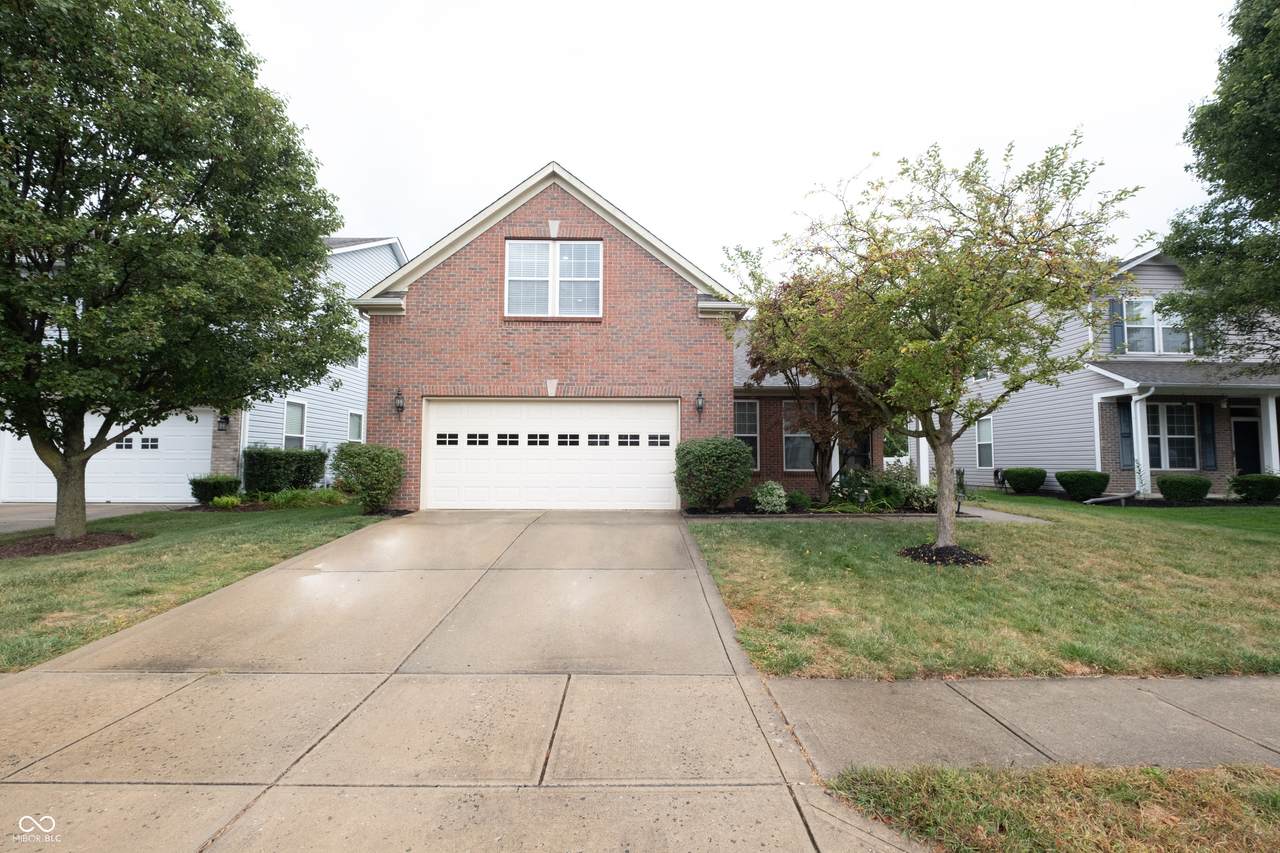 15504 Landsbrook Run - Photo 1