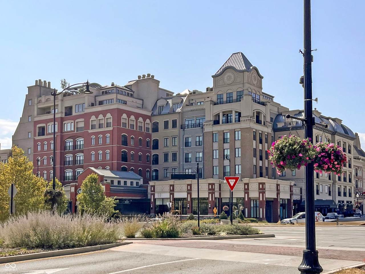 720 Rangeline Road - Photo 1