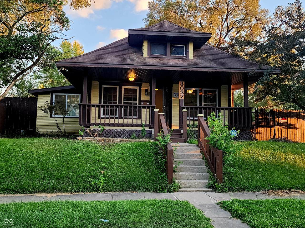 3037 Newton Avenue - Photo 1