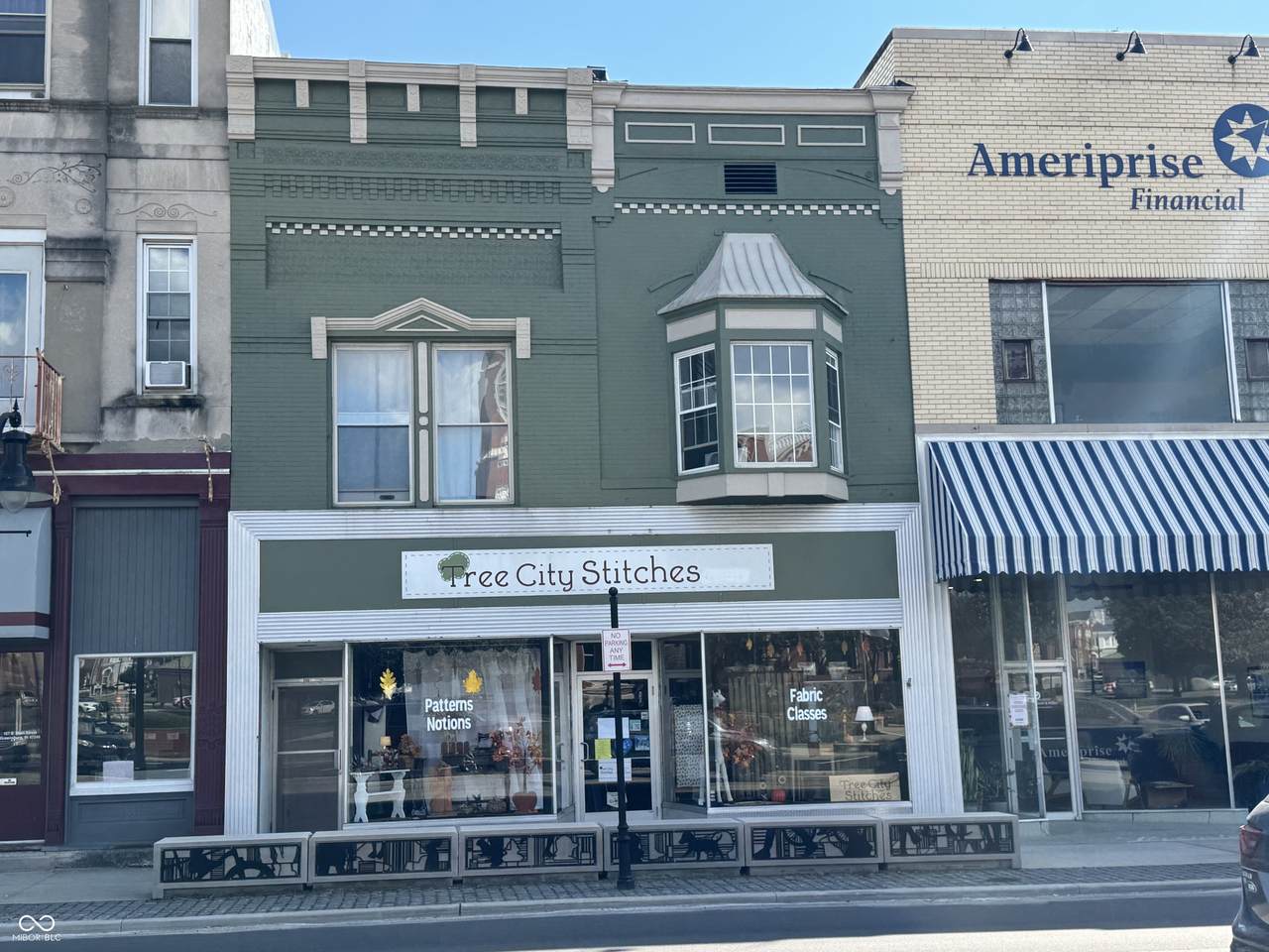 125 Main Street - Photo 1