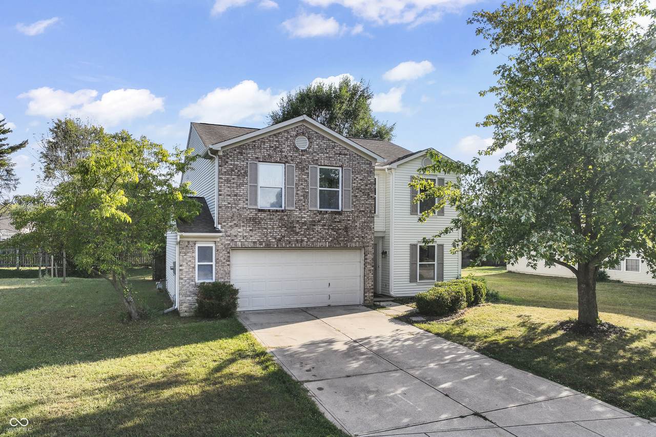 6911 Woodland Heights Drive - Photo 1