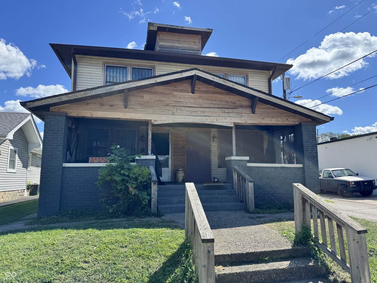 513 Colorado Avenue - Photo 1