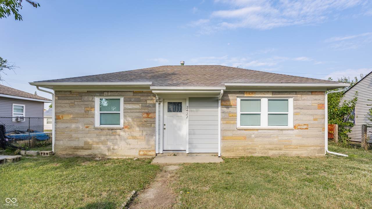 2422 Arlington Avenue - Photo 1