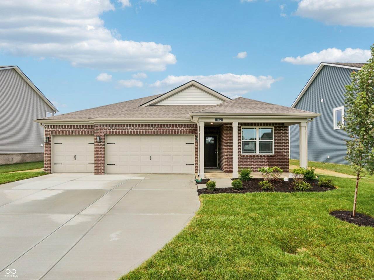 204 Aster Way - Photo 1