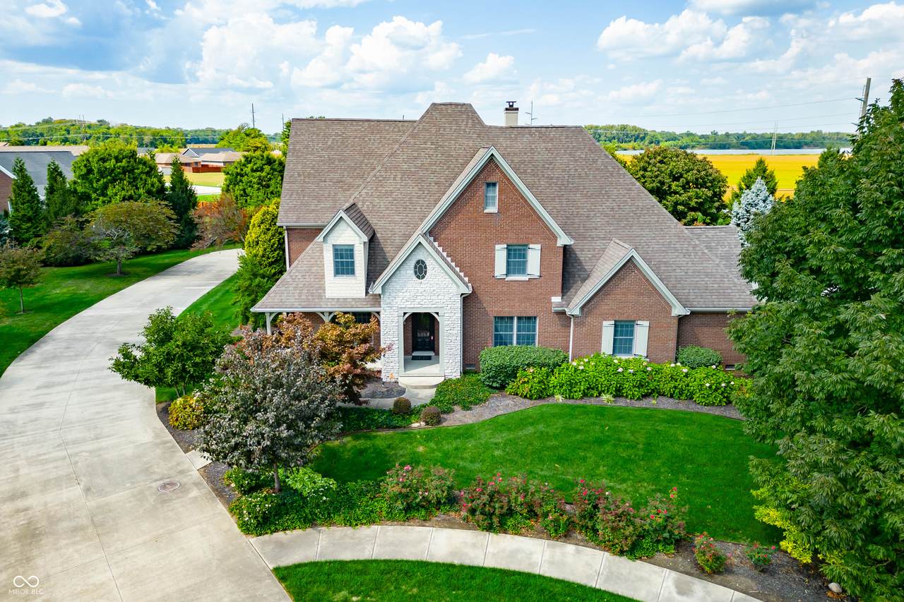 1675 Devonshire Drive - Photo 1