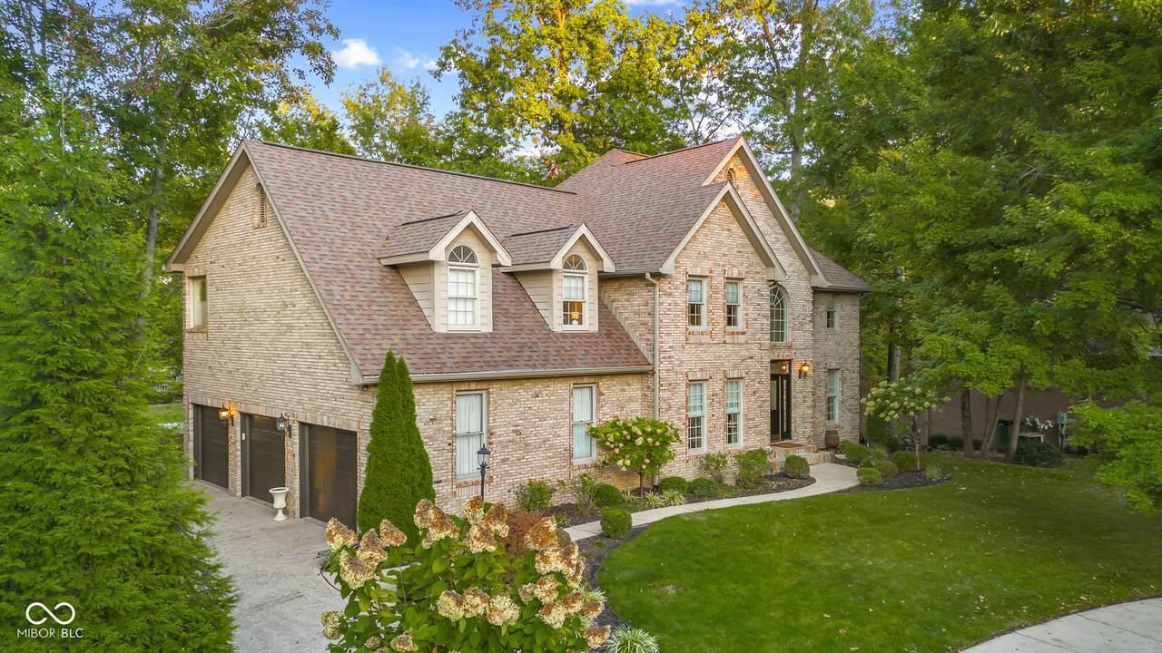875 Baywood Court - Photo 1