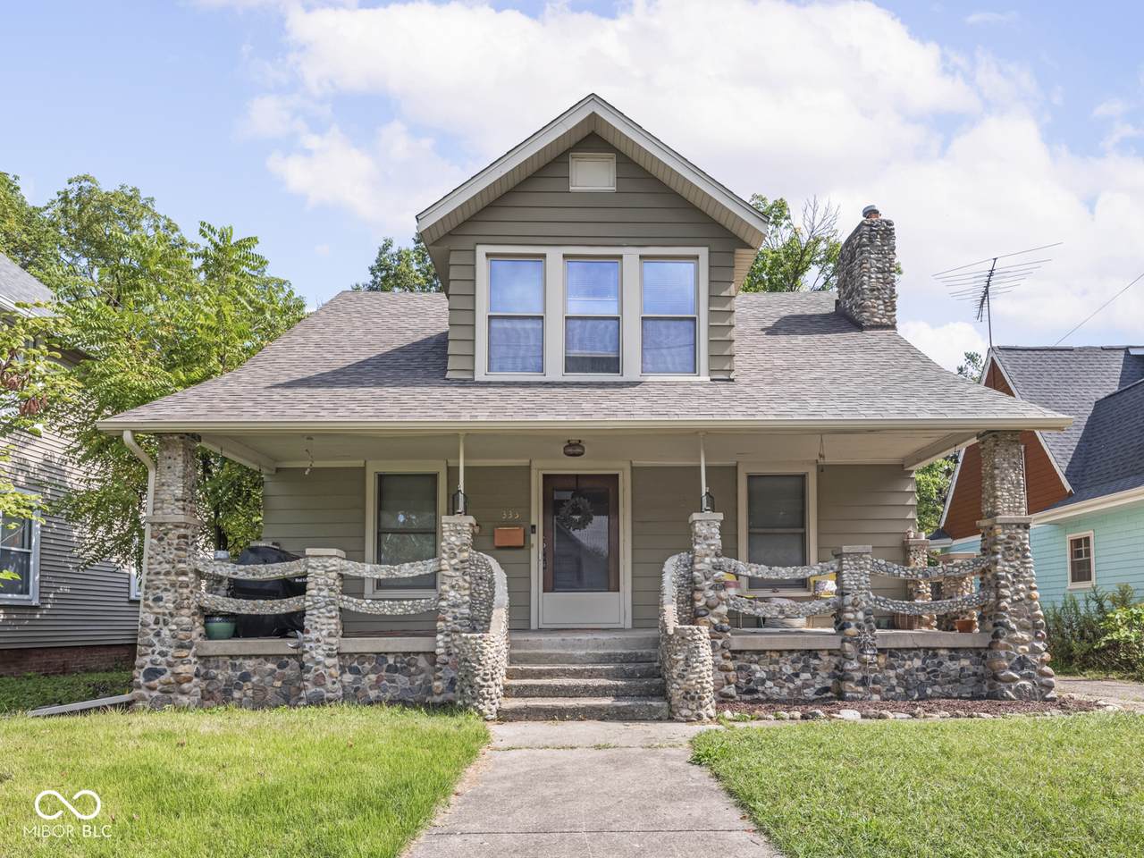 333 Whittier Place - Photo 1