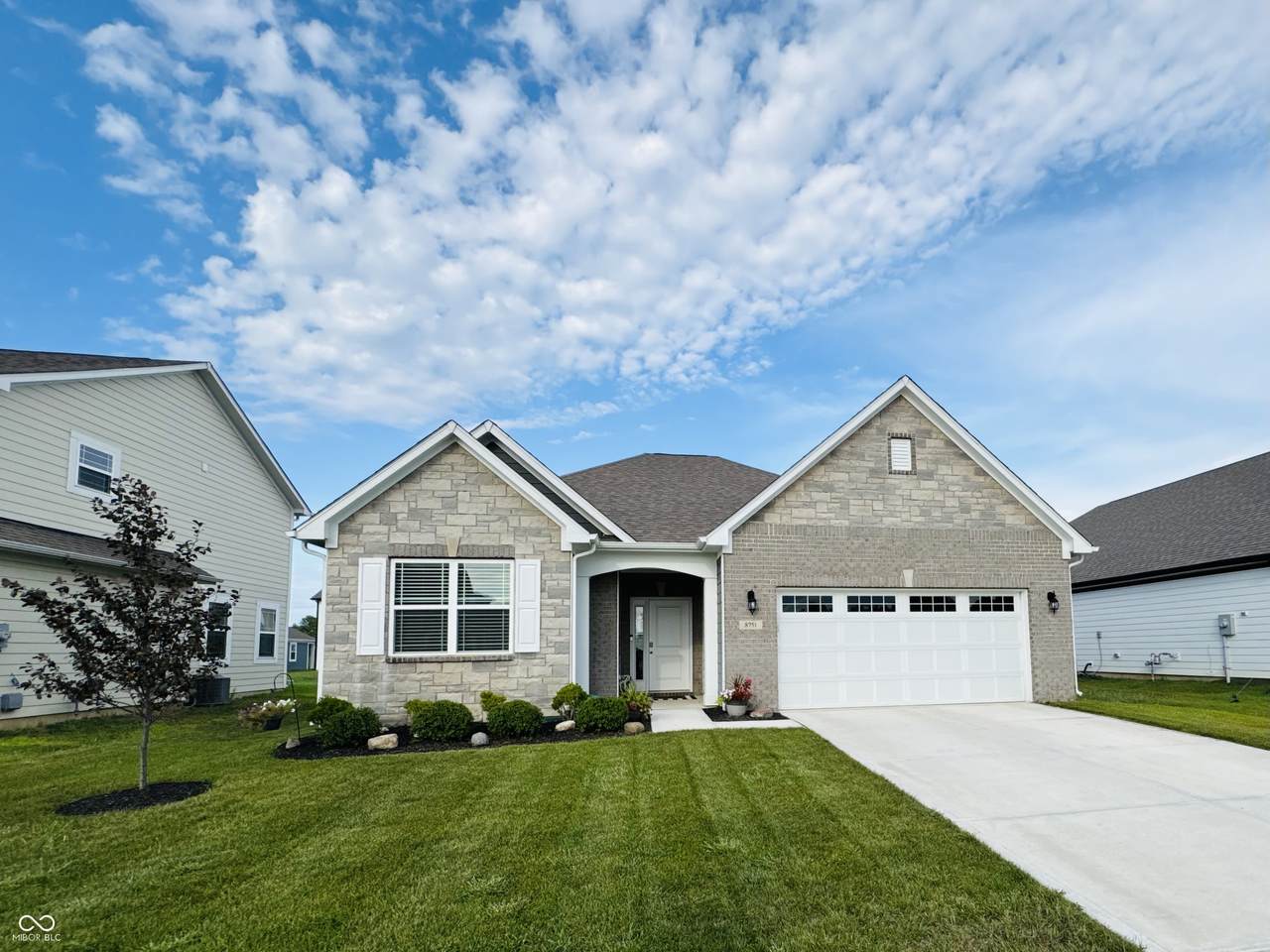 8751 Duncan Street - Photo 1