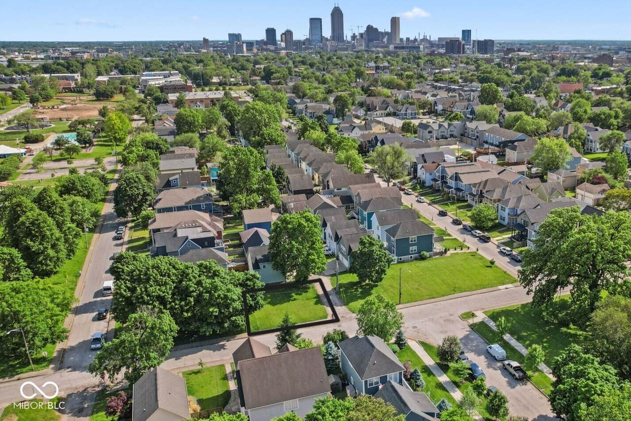 545 21st Street - Photo 1