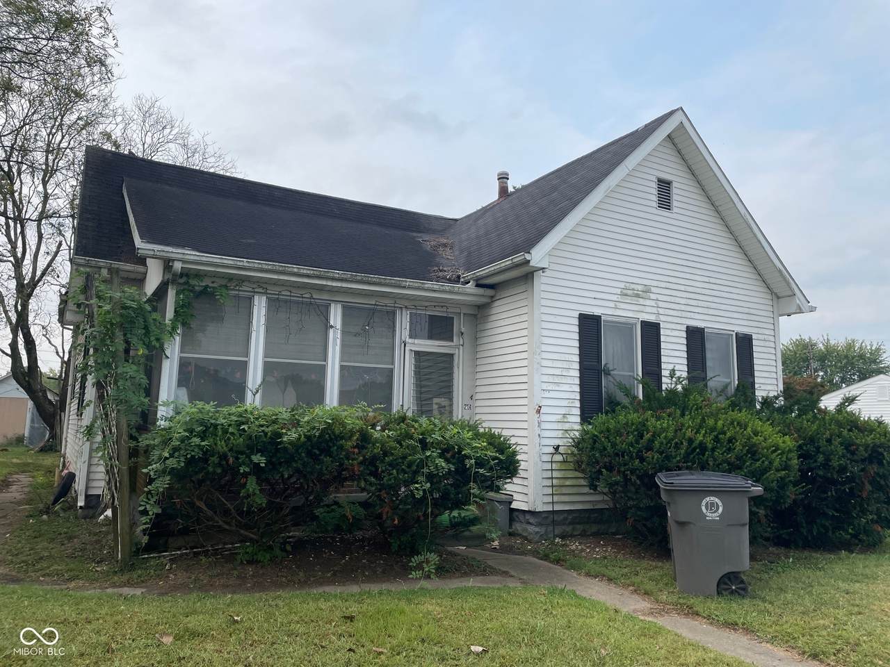 214 14th Street - Photo 1