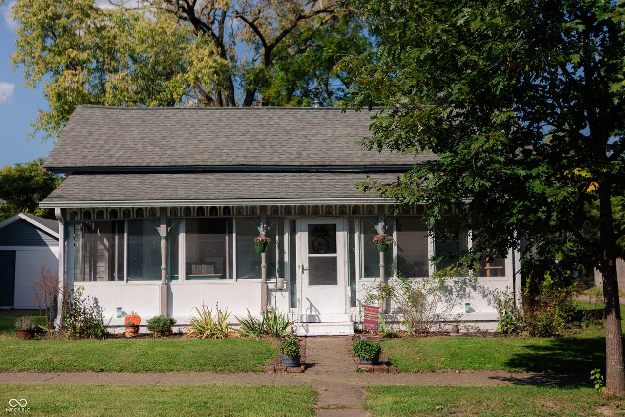 238 Walnut Street - Photo 1