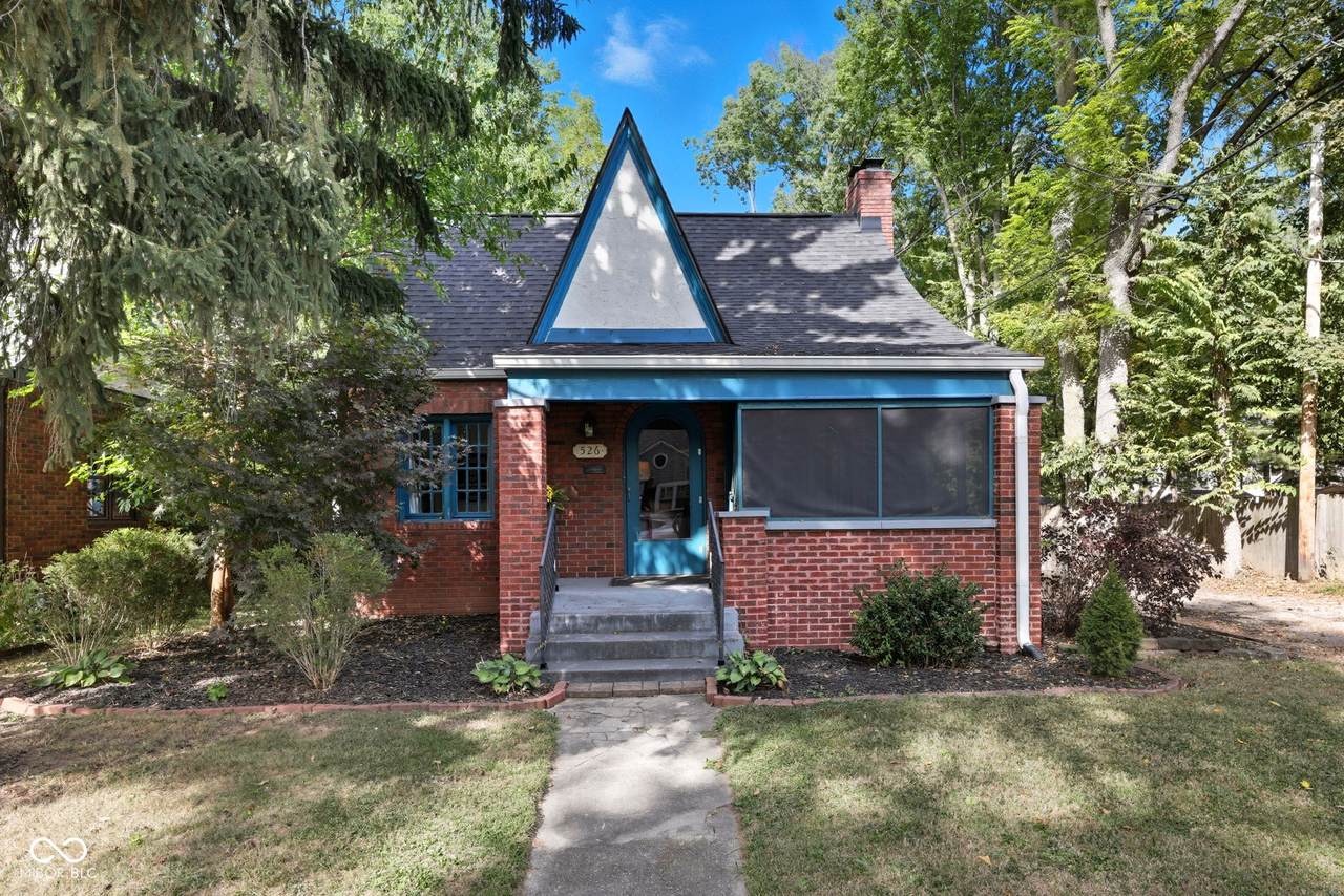 526 Kessler Boulevard East Drive - Photo 1