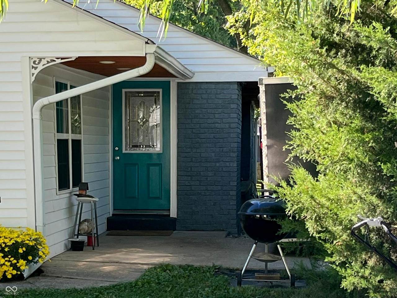 1529 Martin Street - Photo 1