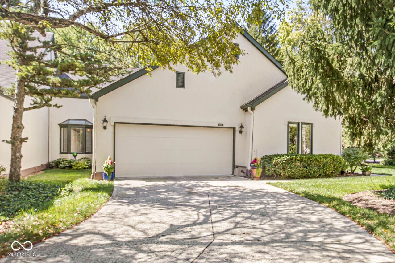 4422 Edinburgh Point - Photo 1