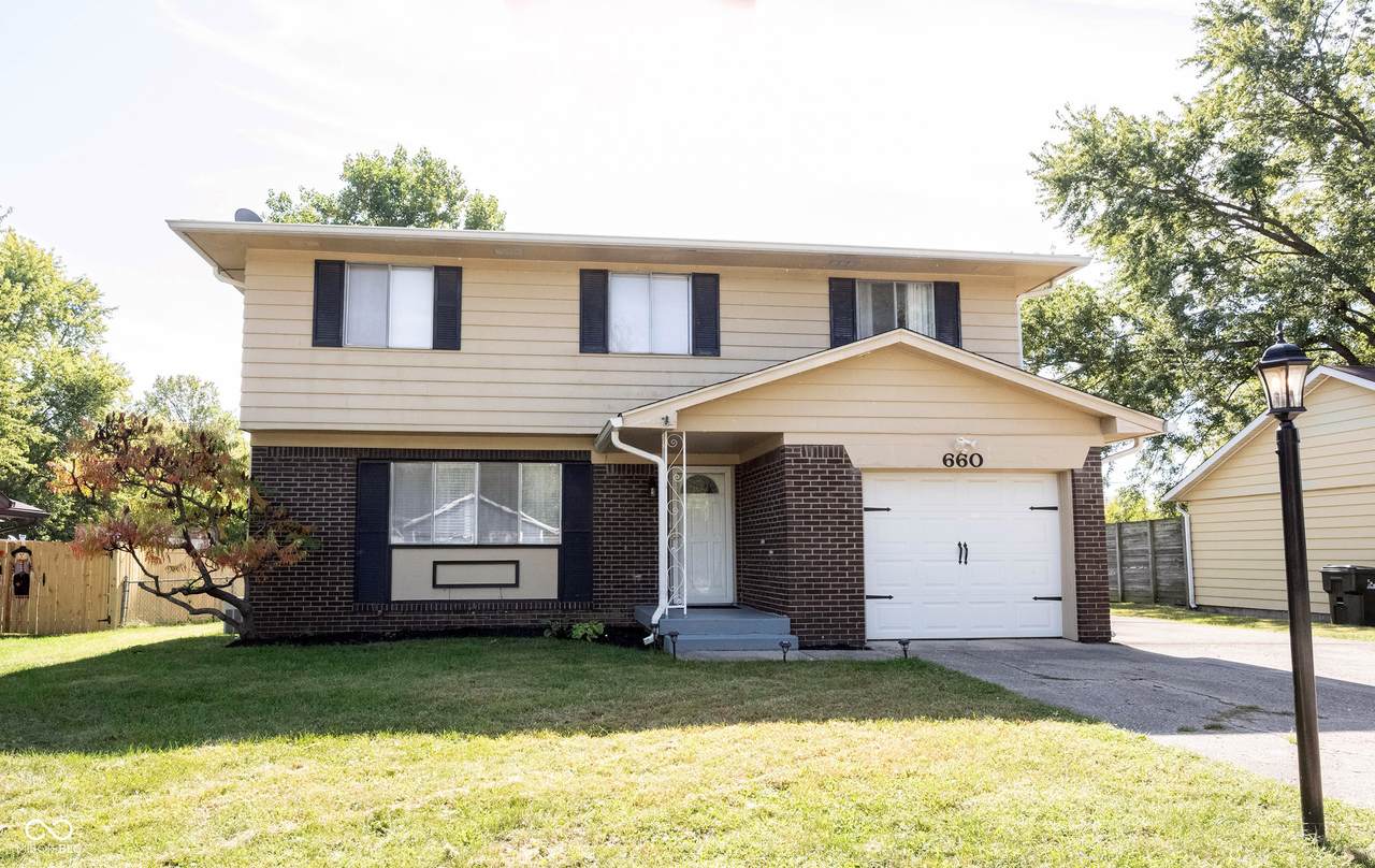 660 Holiday Drive - Photo 1