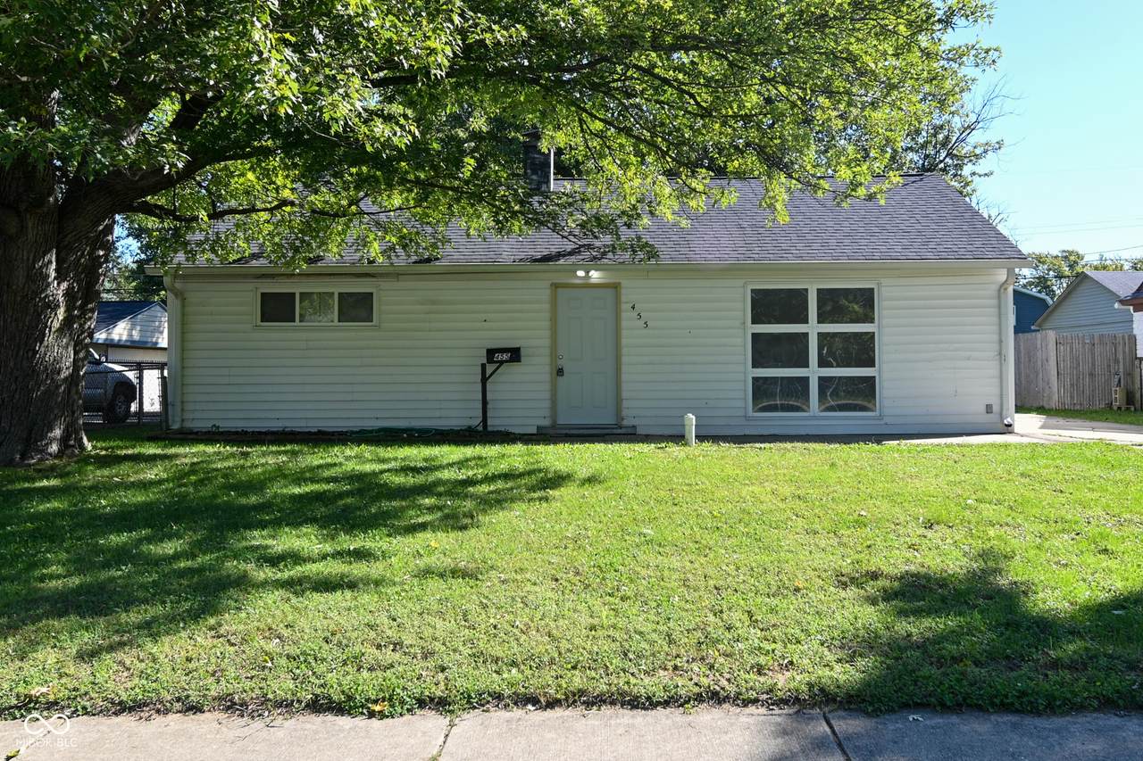 455 Southgate Drive - Photo 1