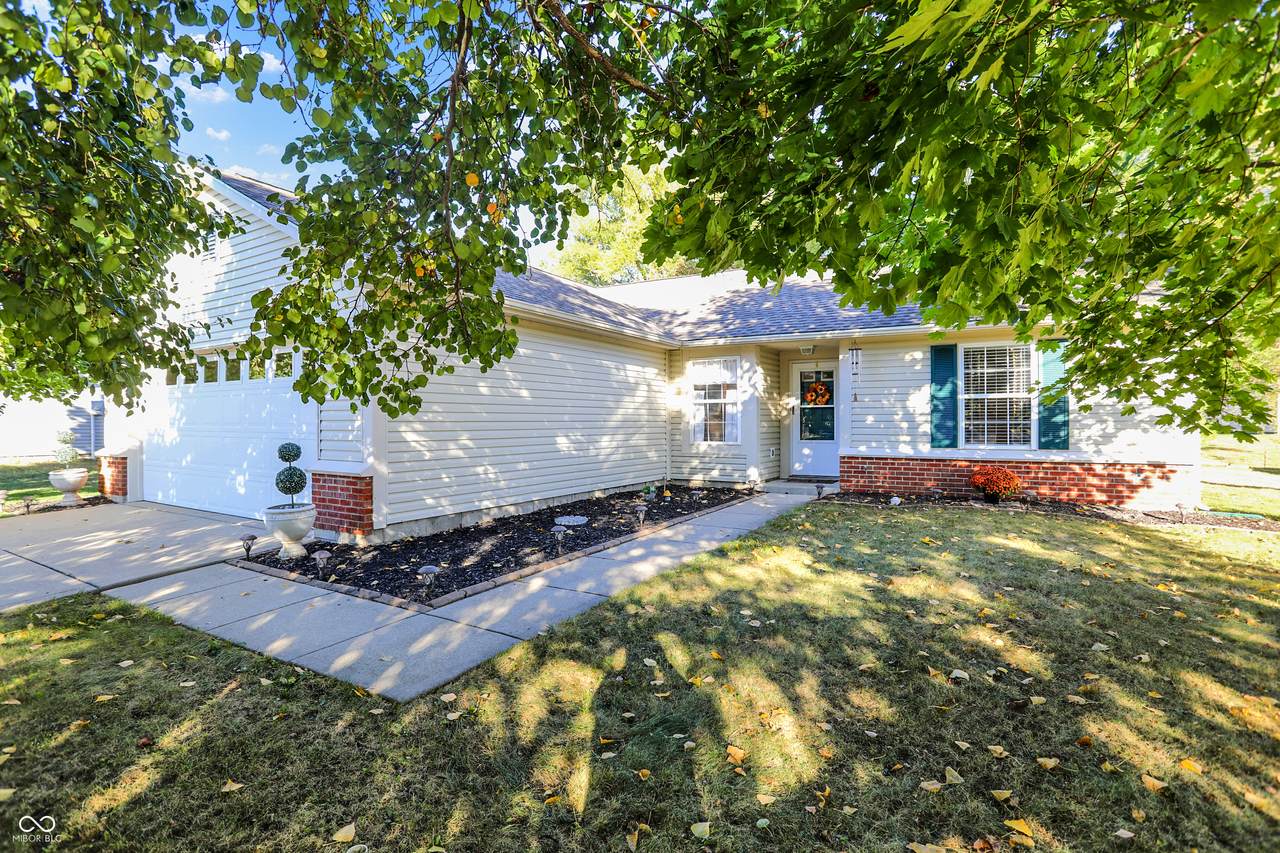 1001 Tulip Way - Photo 1