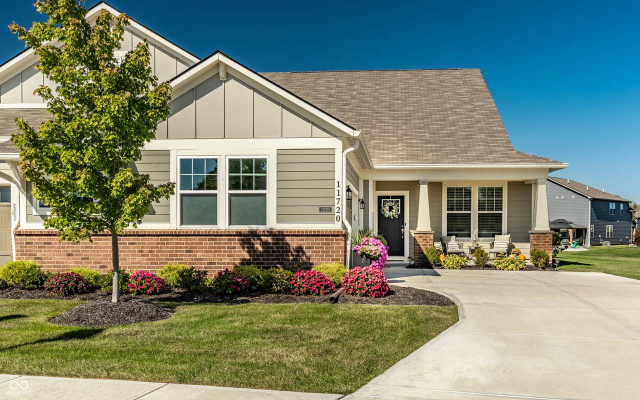 11720 Harvester Circle - Photo 1