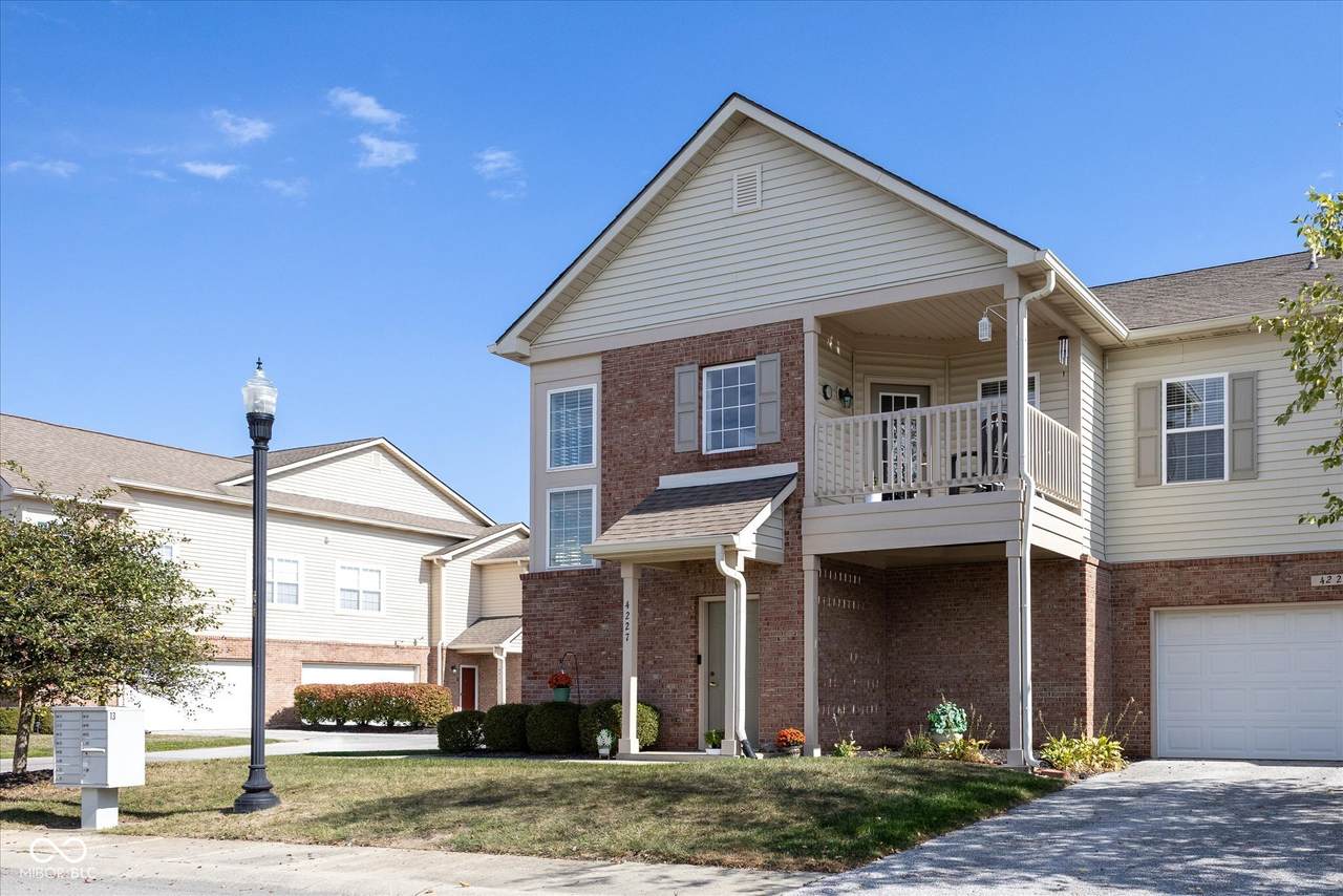 4227 Washington Boulevard - Photo 1