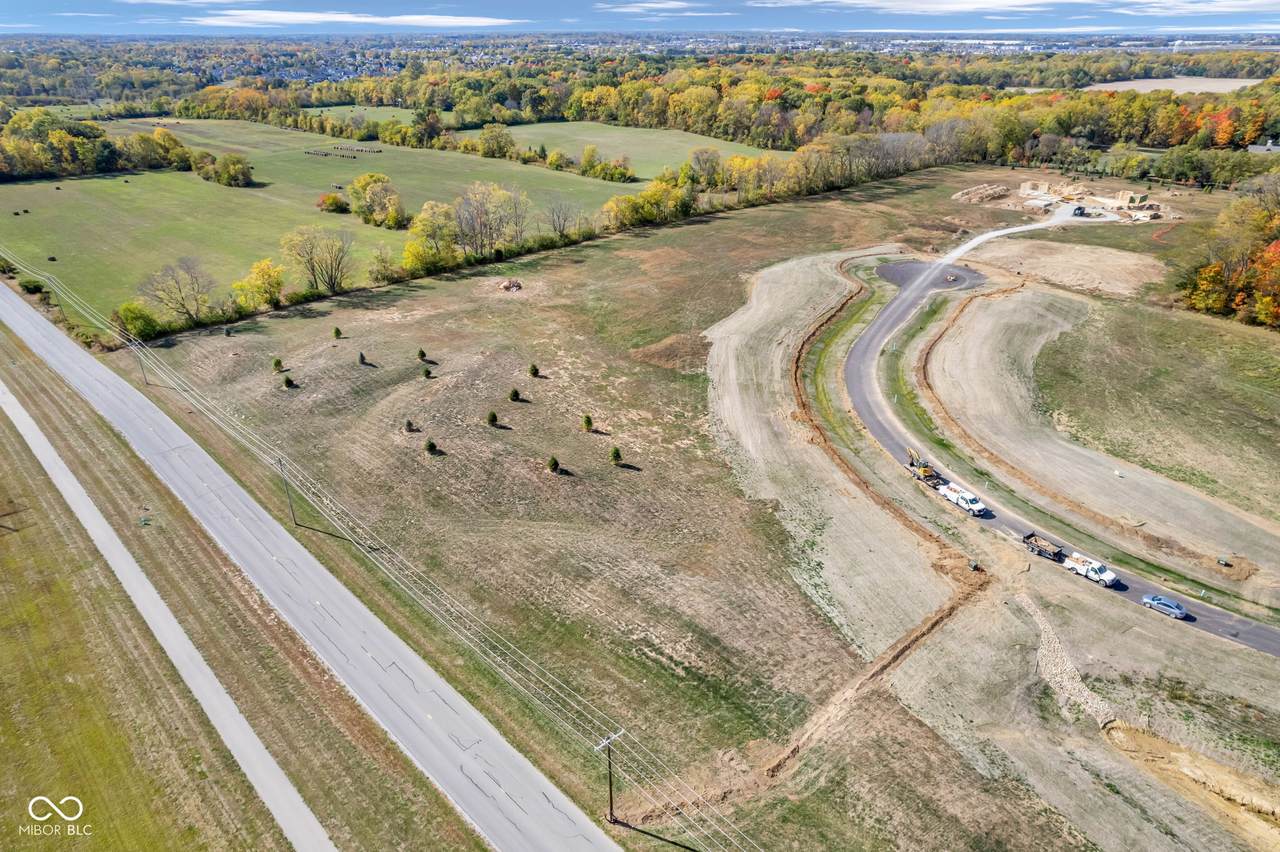 4901 Homestead Court - Photo 1