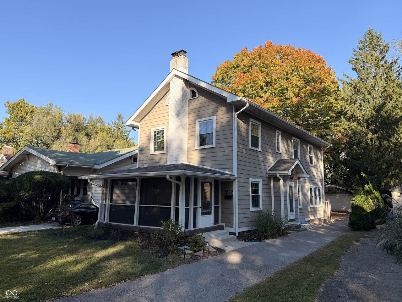 5829 Broadway Street - Photo 1