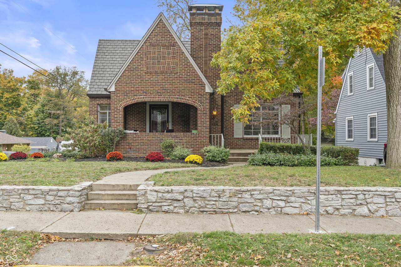 1119 Main Street - Photo 1