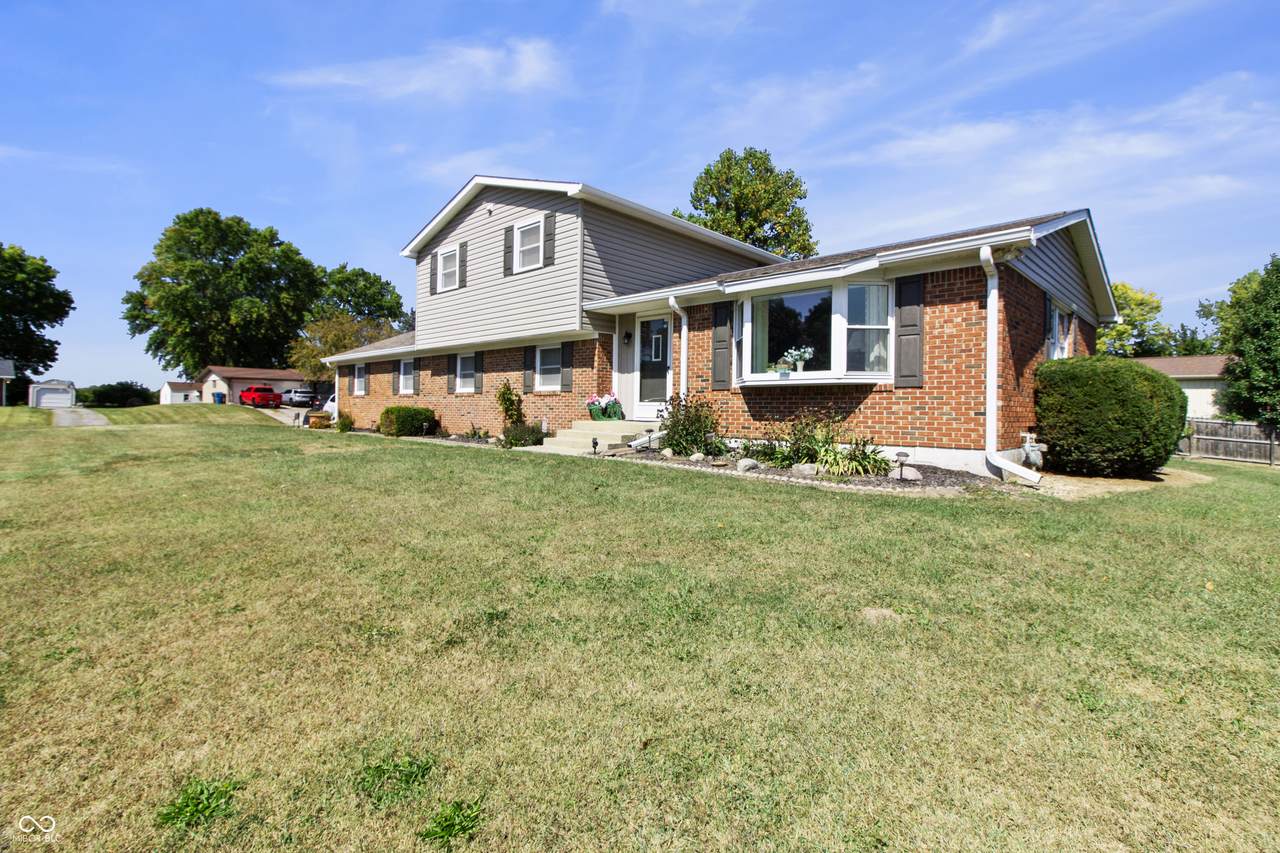 3920 Avalon Drive - Photo 1