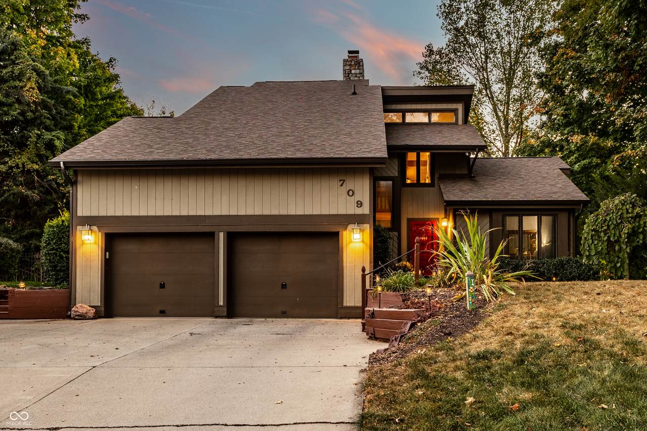 709 Pleasant Point Circle - Photo 1