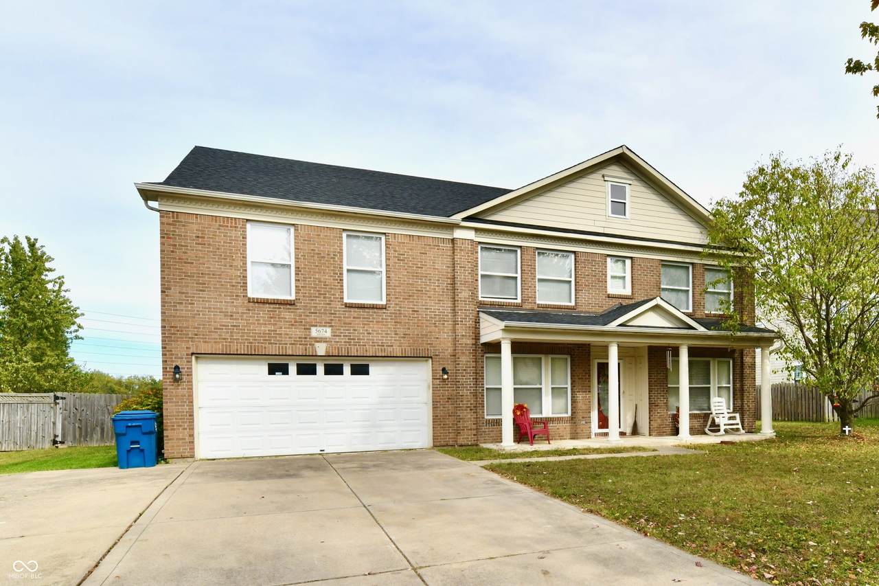 5674 Doe Way - Photo 1