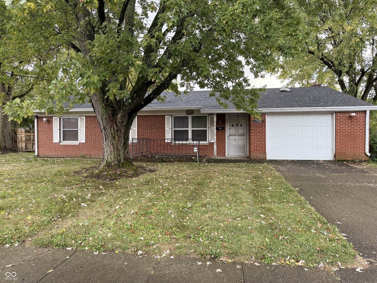 7525 Ruskin Place - Photo 1