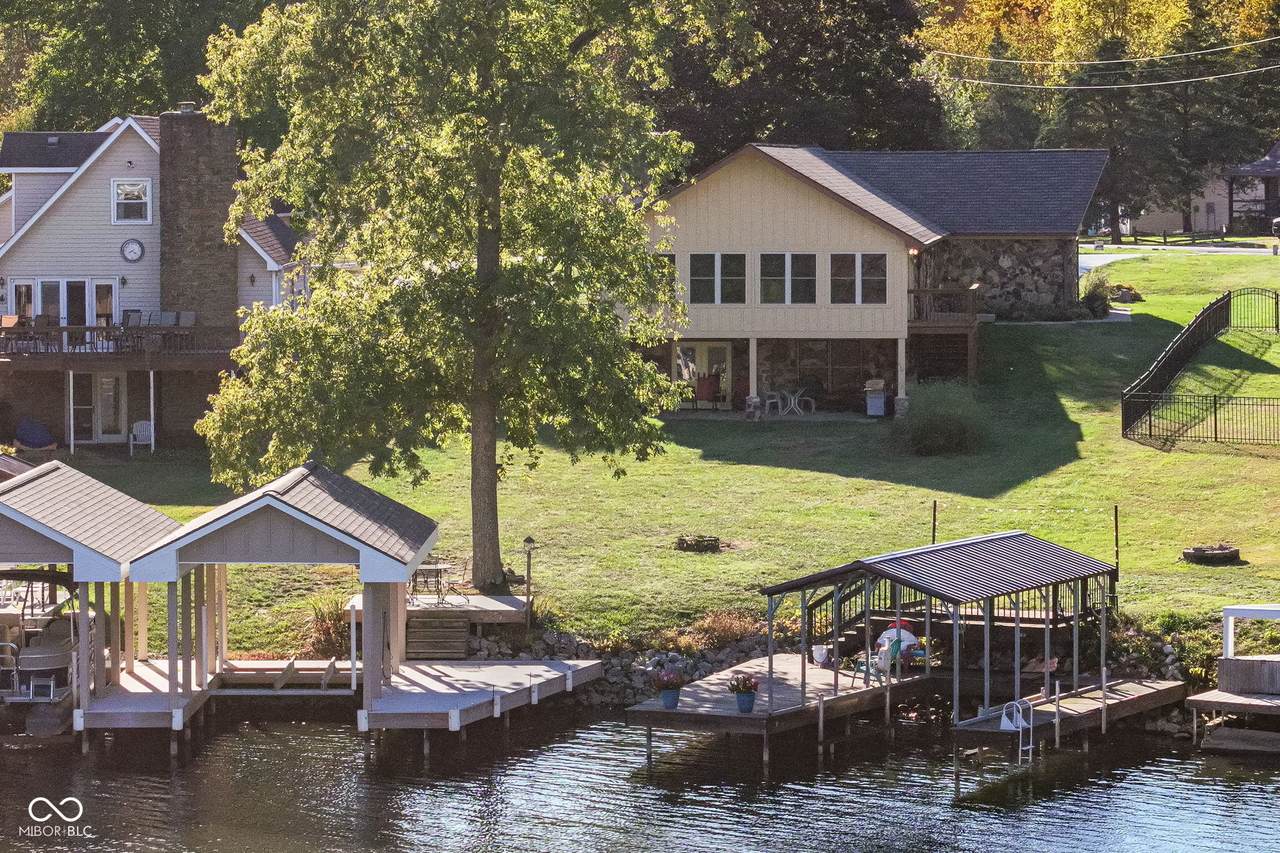 139 Mill Springs - Photo 1