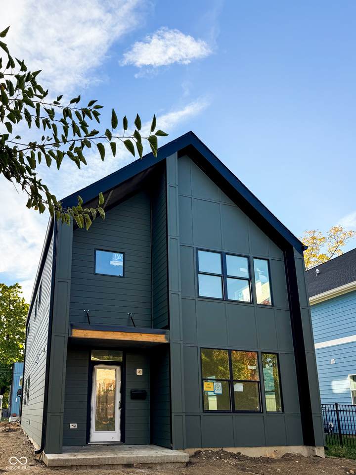 1941 College Avenue - Photo 1