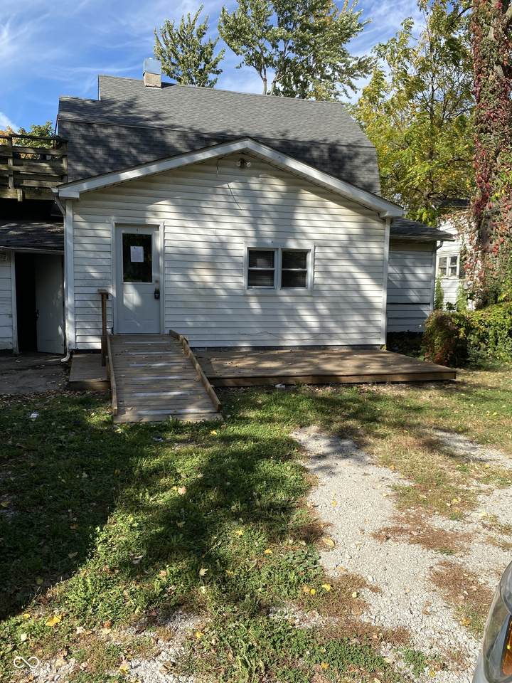 210 Whitlock Avenue - Photo 1