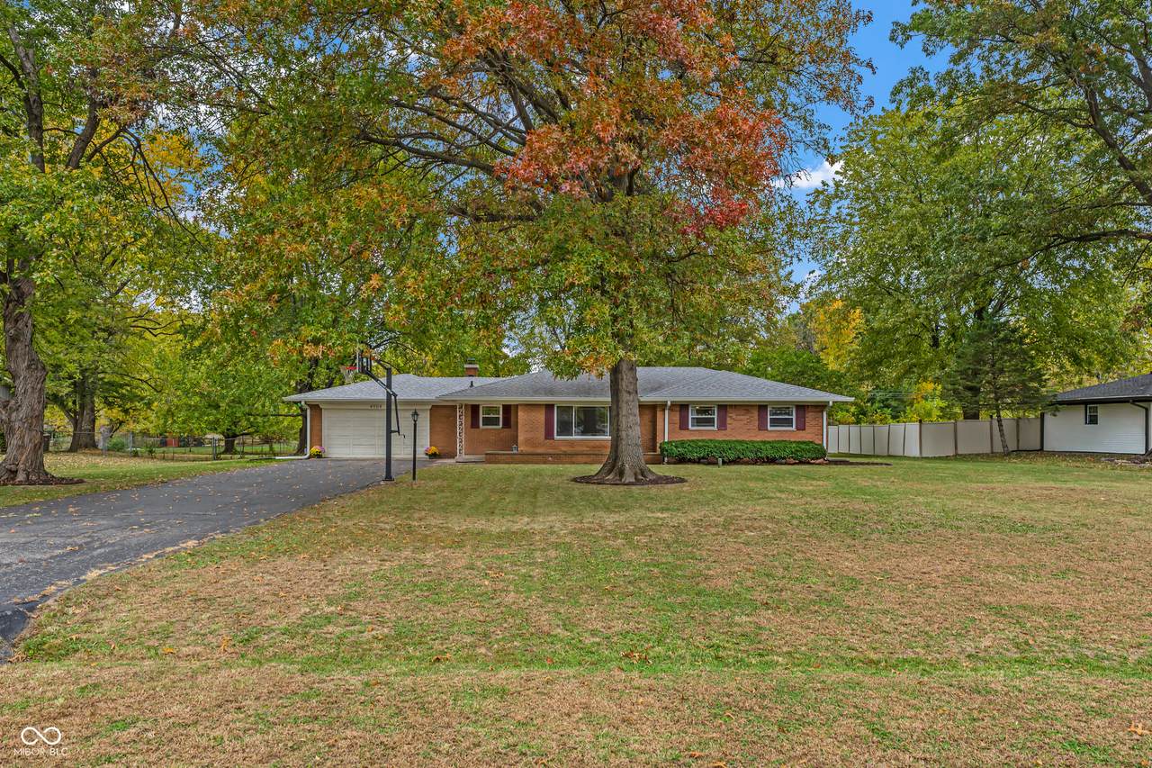 4904 70th Street - Photo 1