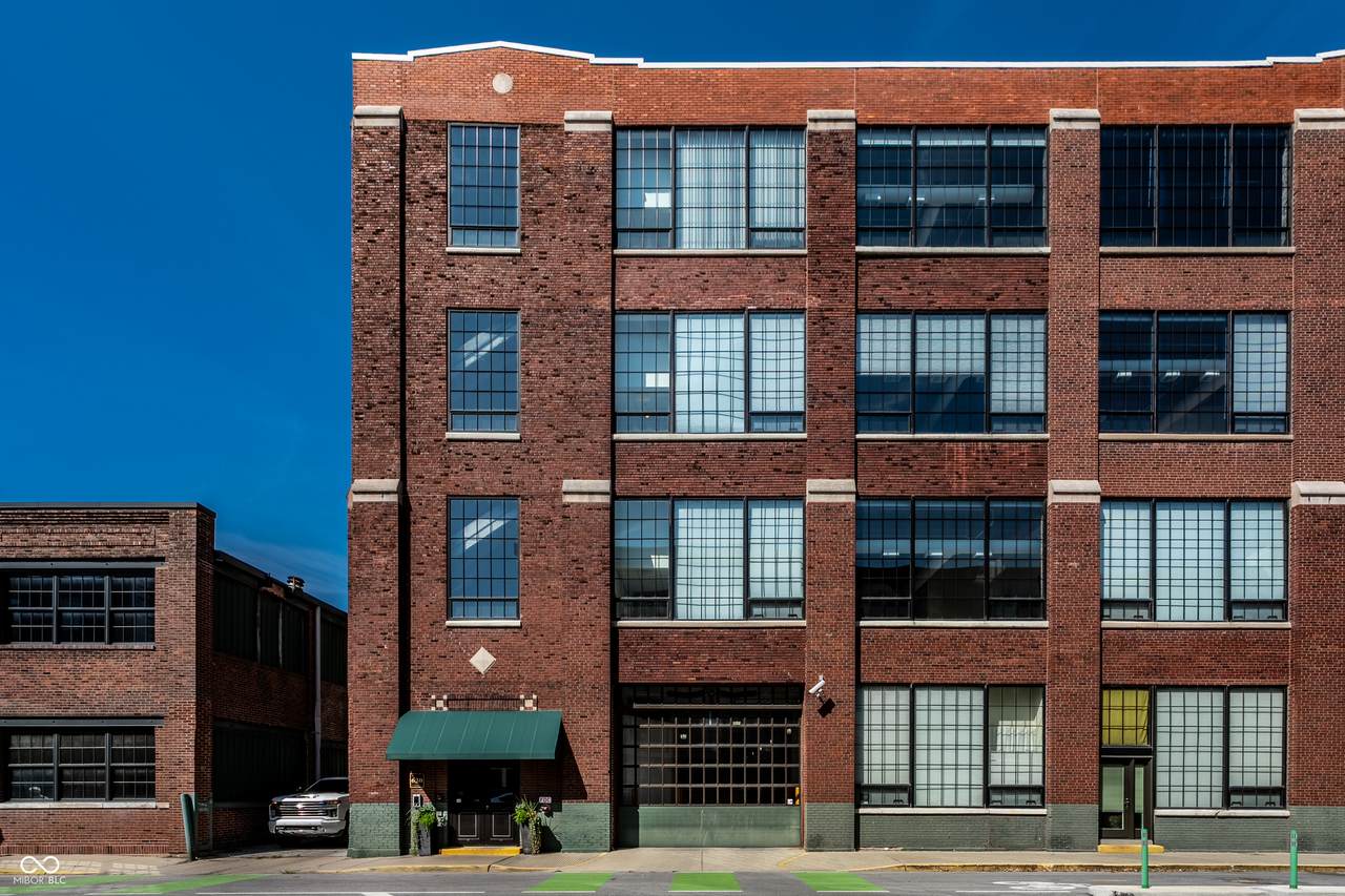 630 College Avenue - Photo 1