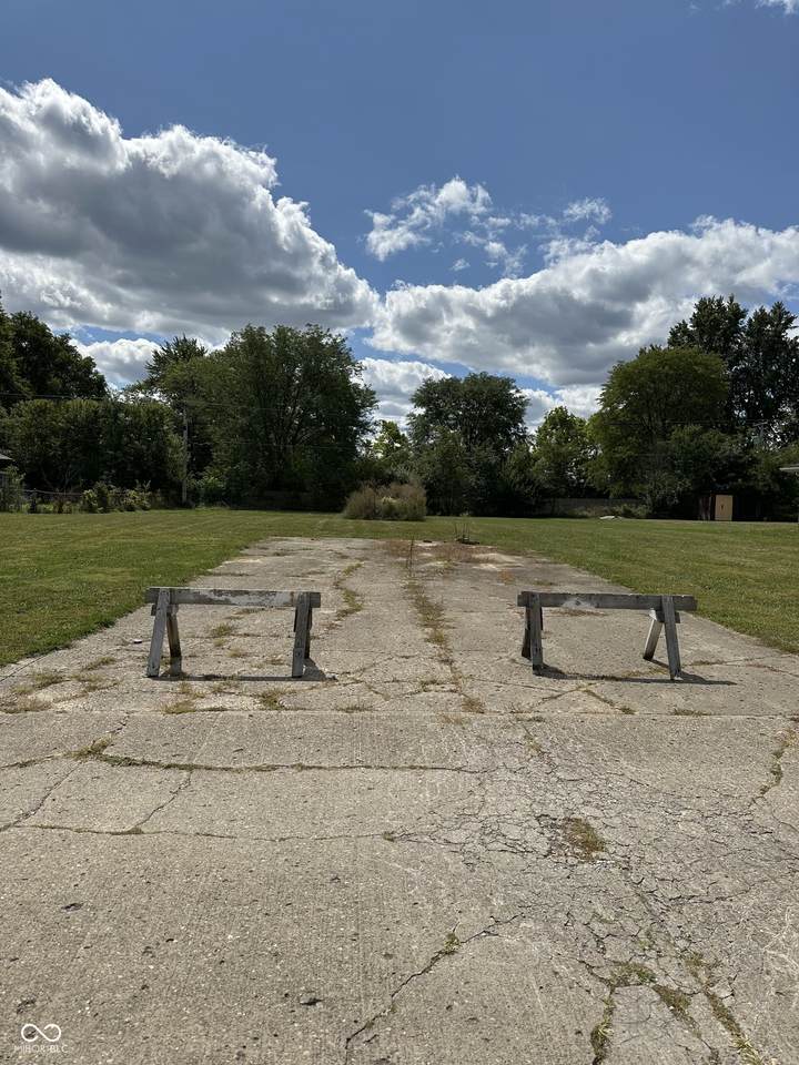 121 Darin Court - Photo 1