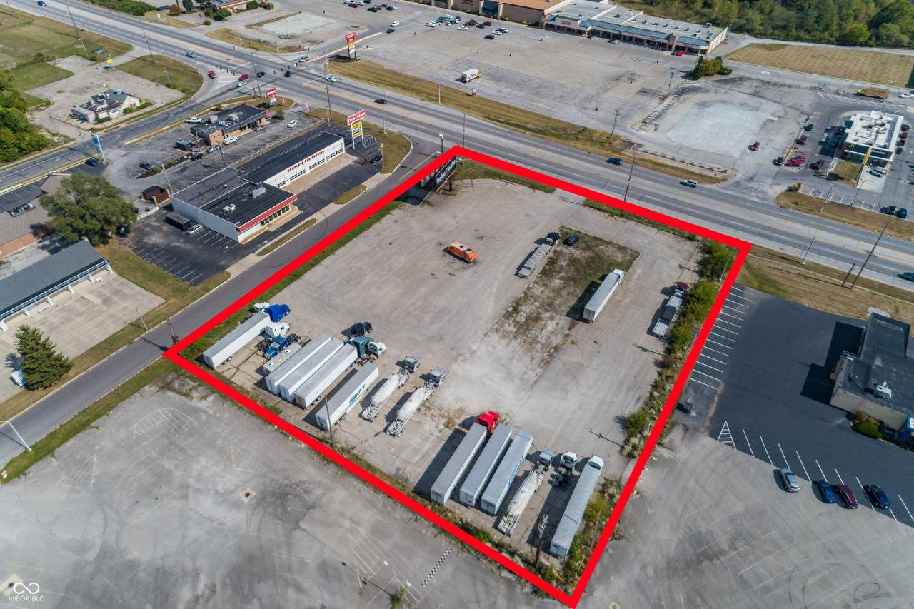 1919 Scatterfield Road - Photo 1