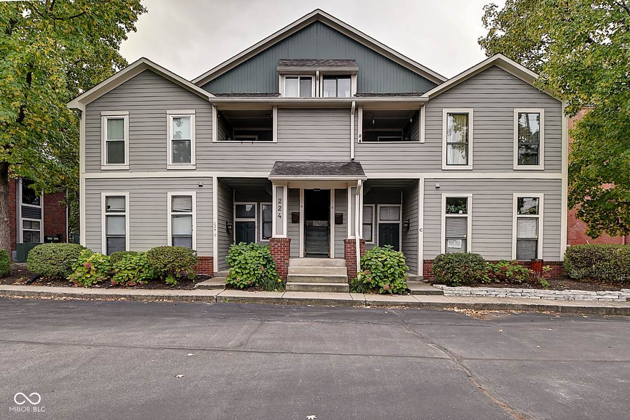 224 13th Street - Photo 1