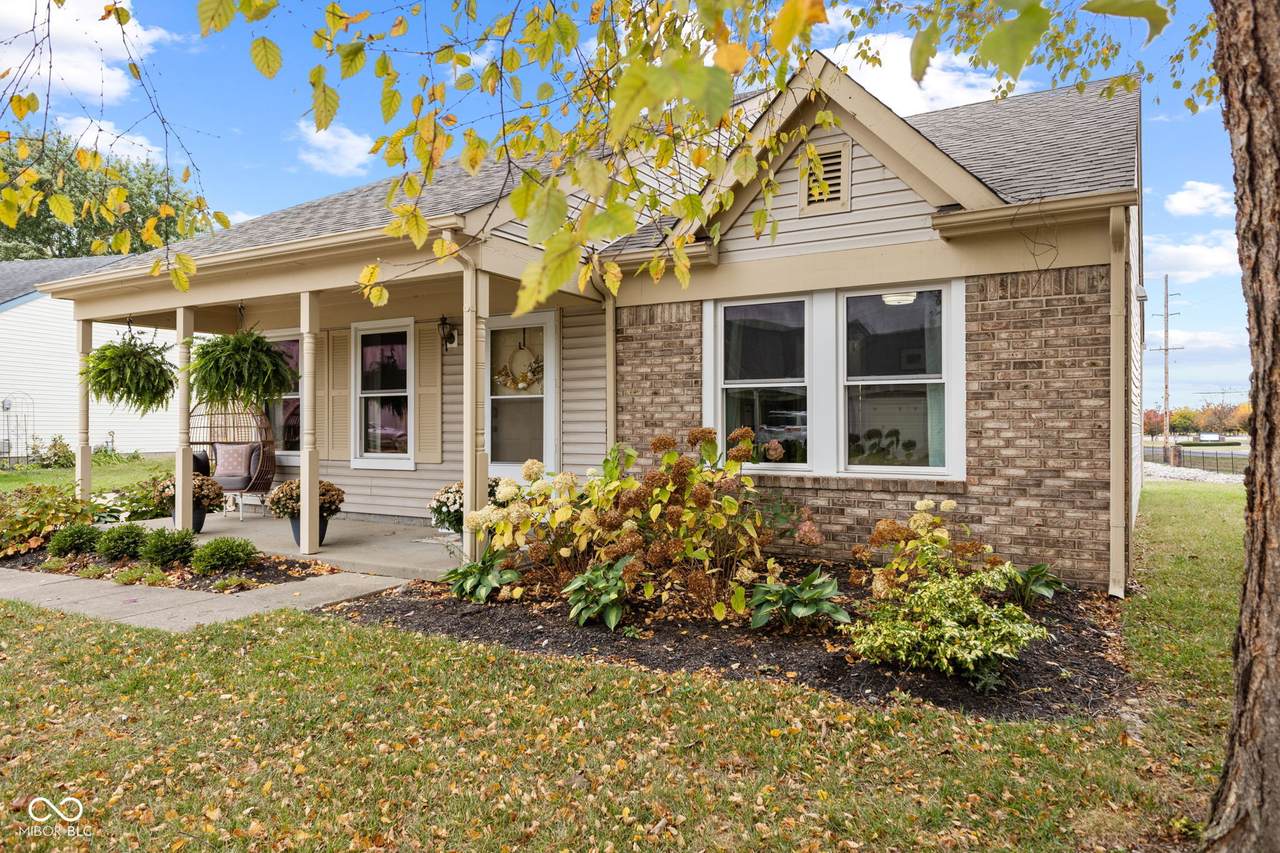 9853 Traditions Lane - Photo 1