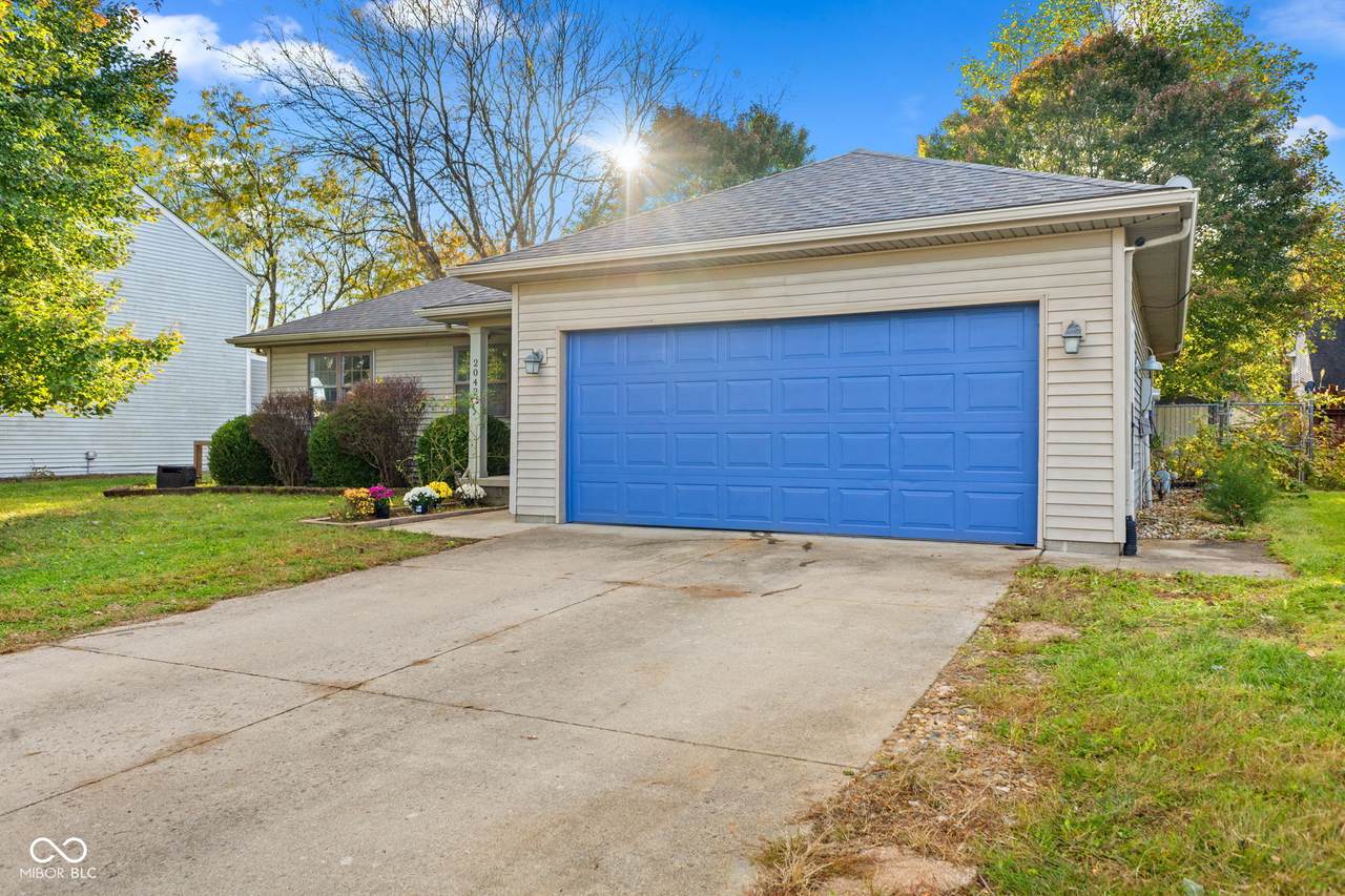 2042 Sumpter Trail - Photo 1