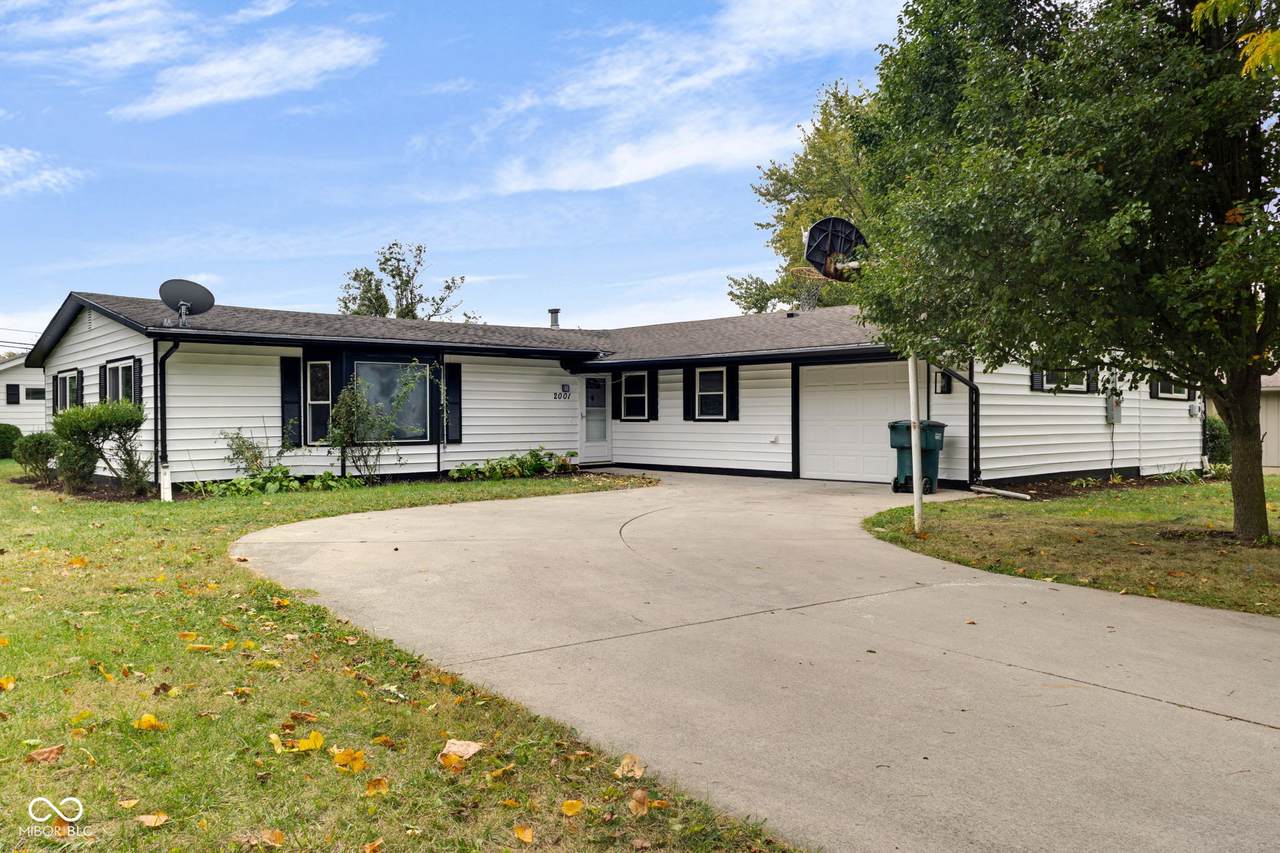 2001 Woodmont Drive - Photo 1