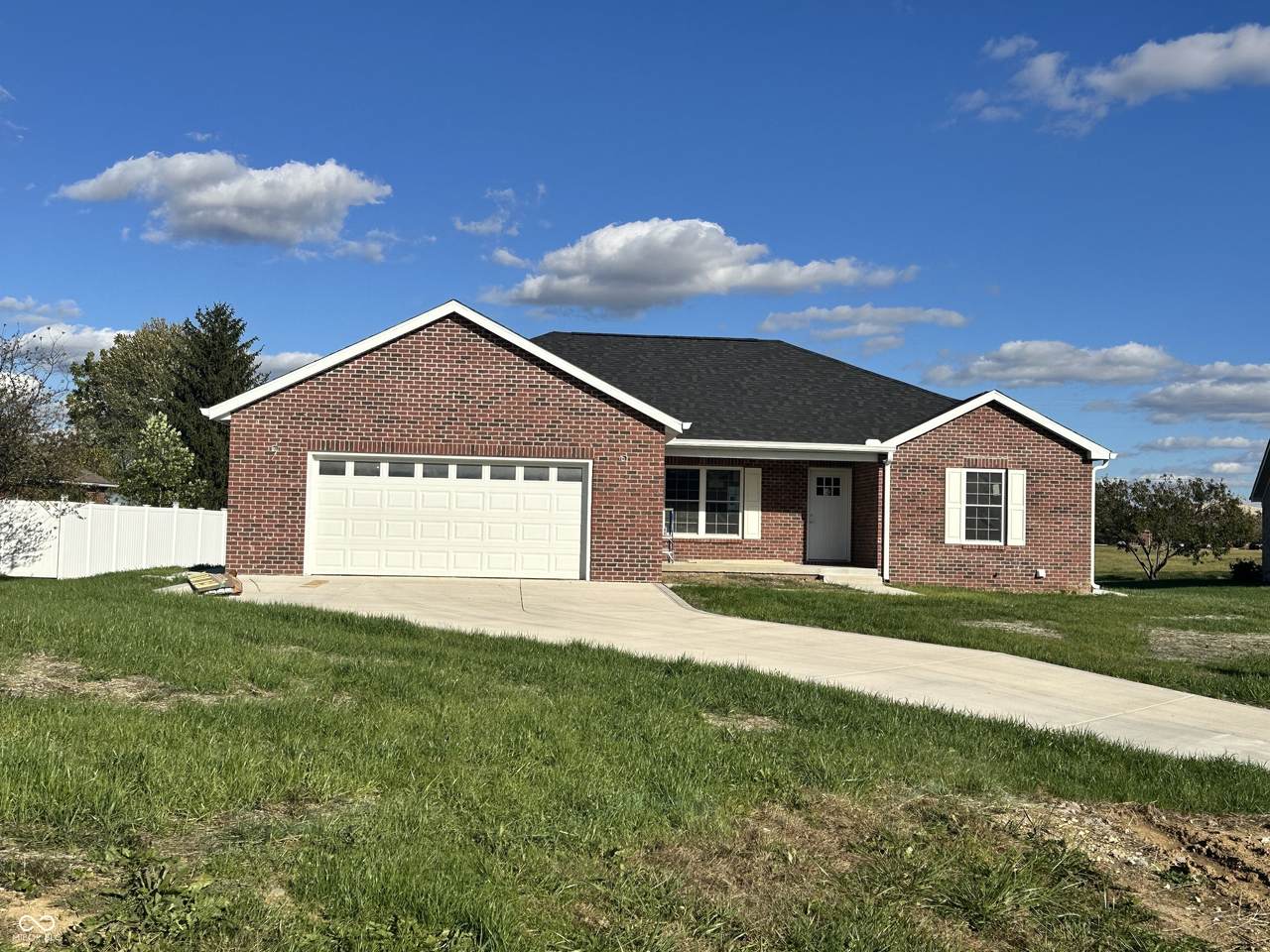 1512 Hunters Drive - Photo 1