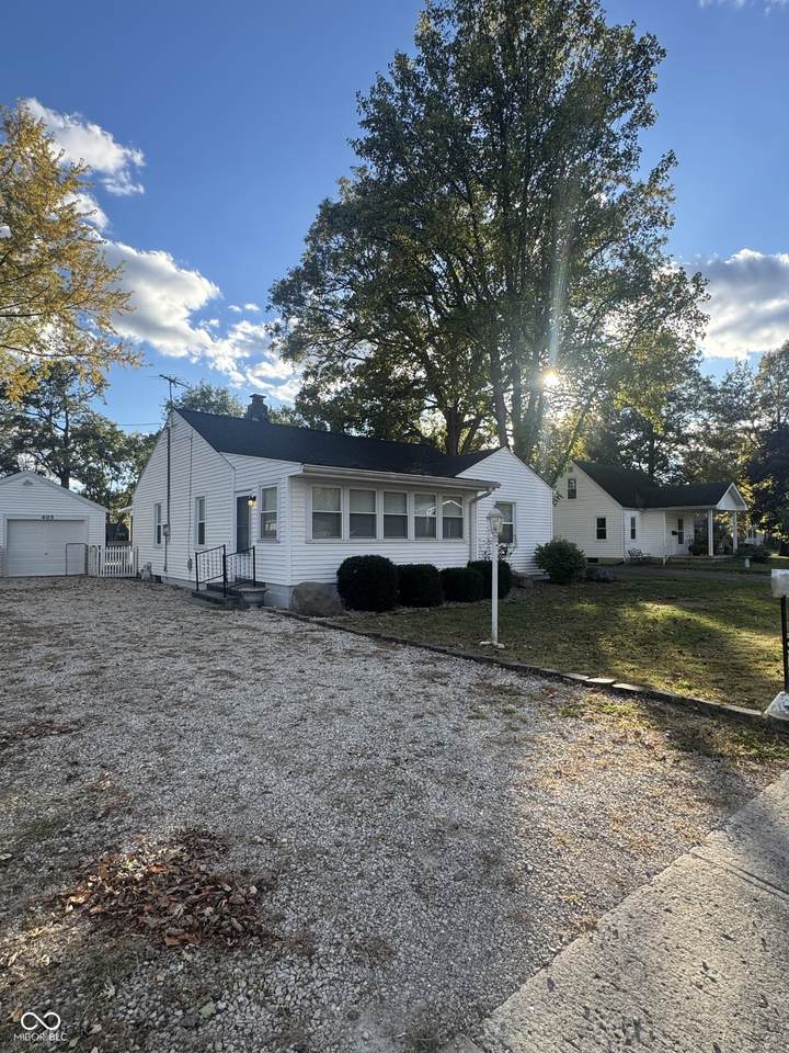 405 North Street - Photo 1