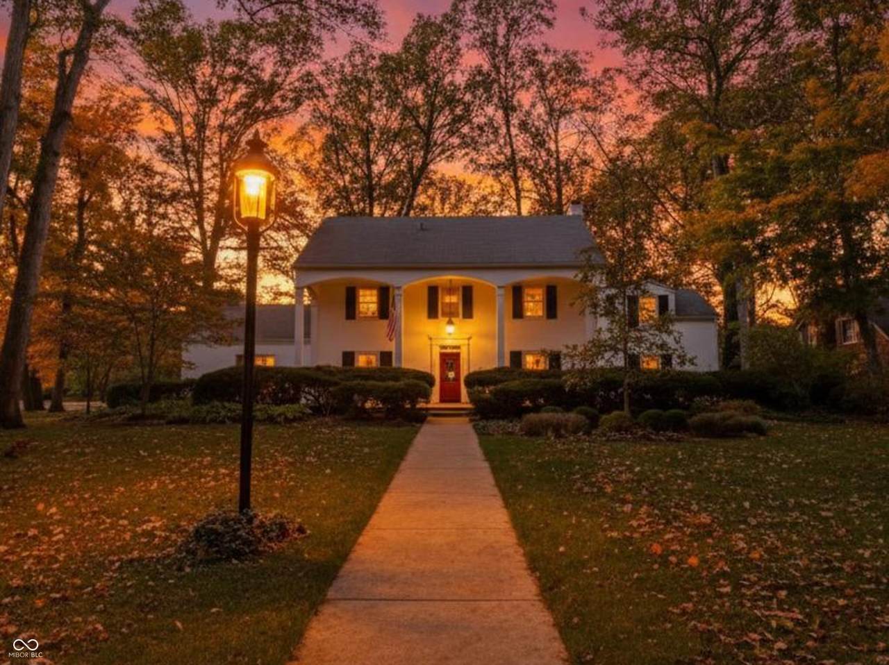 807 Forest Drive - Photo 1