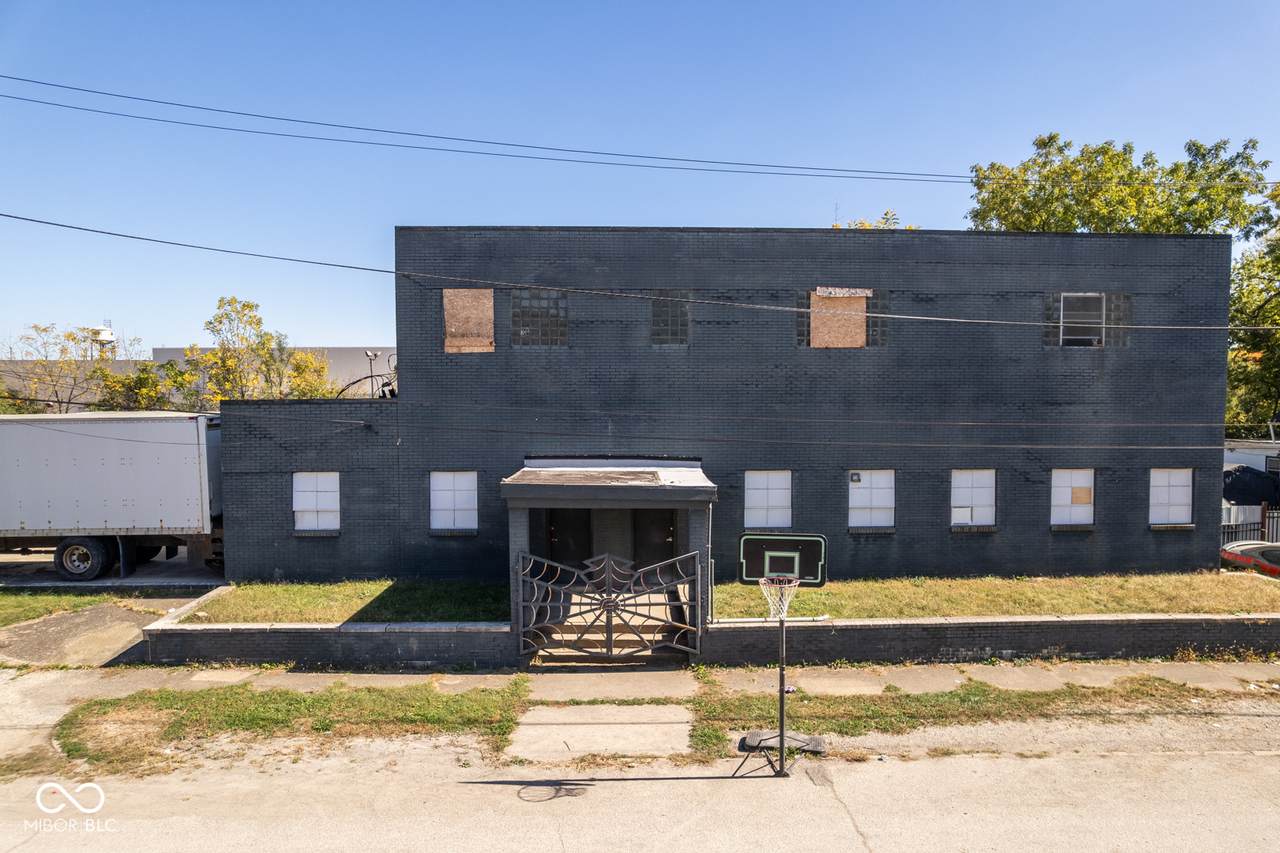 2145 Ransdell Street - Photo 1