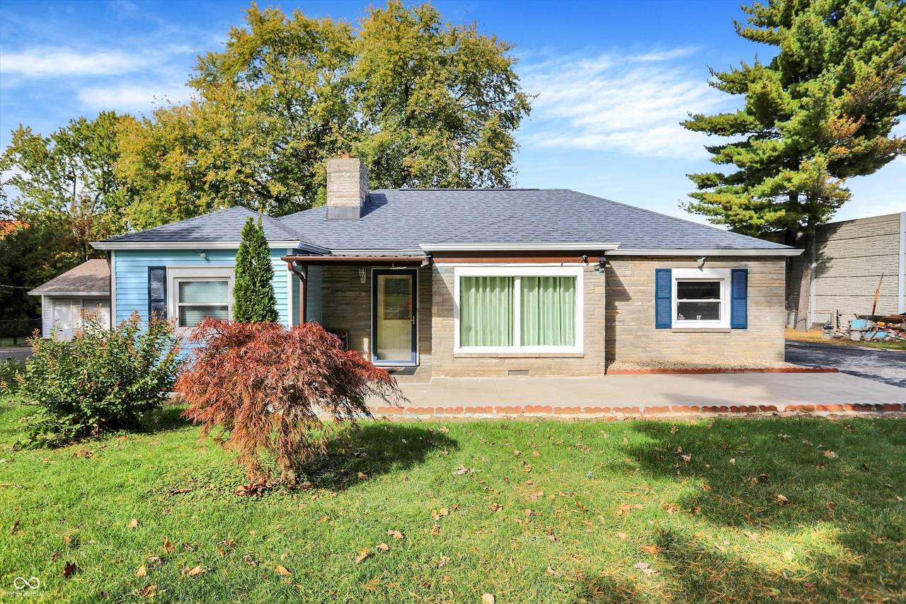 3220 Chamberlin Drive - Photo 1
