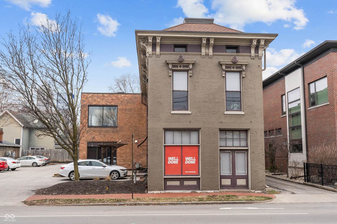 330 College Avenue - Photo 1