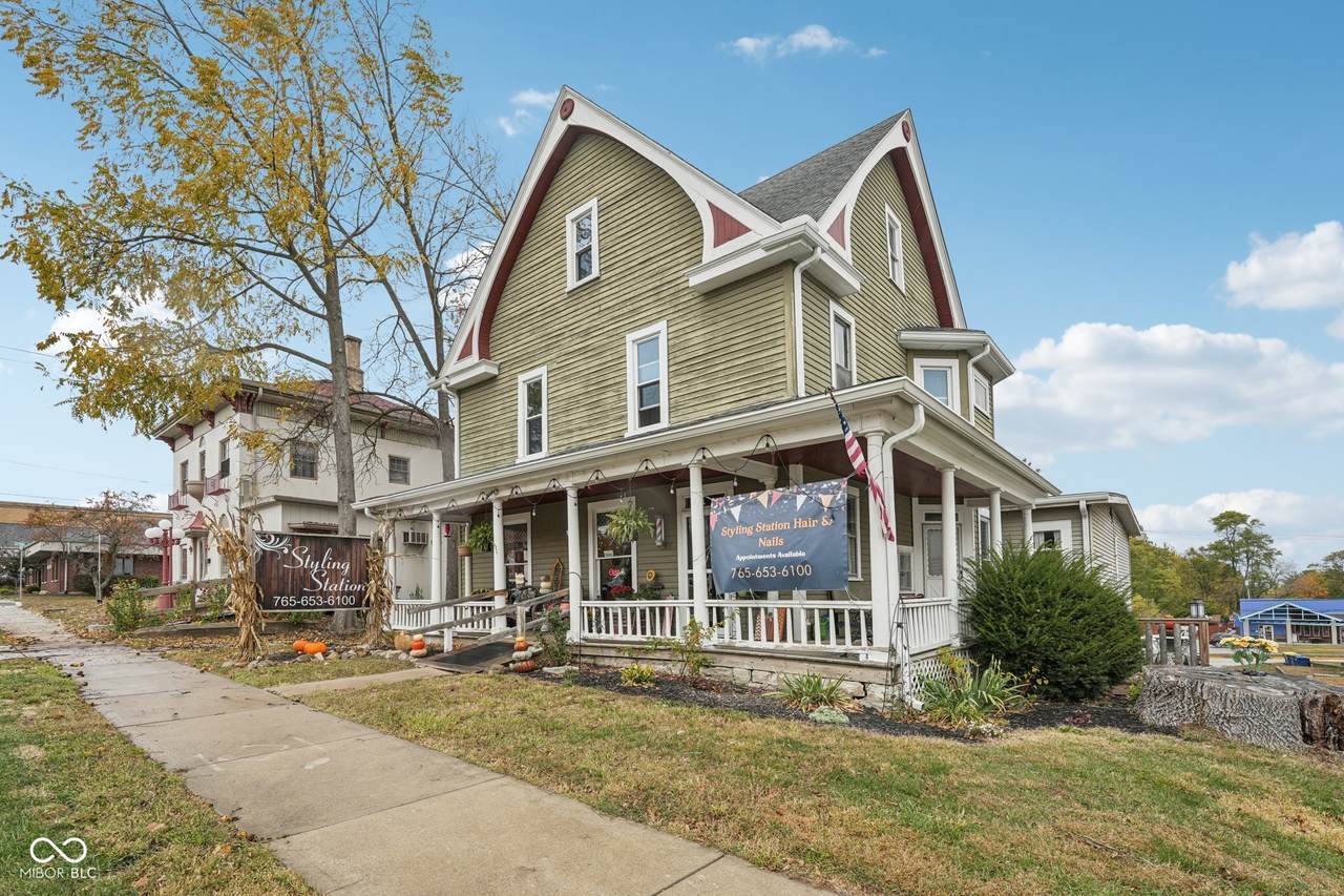 305 Washington Street - Photo 1