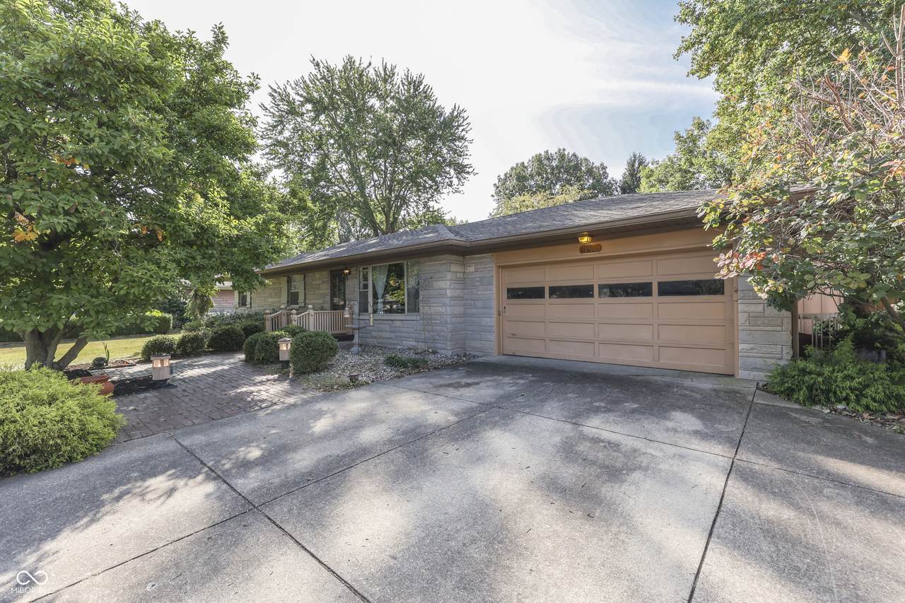 155 Stop 13 Road - Photo 1